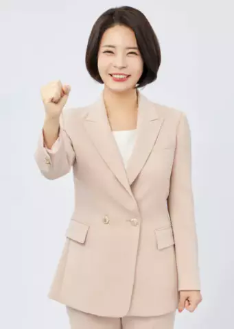 함인경 대변인, 함인경 변호사