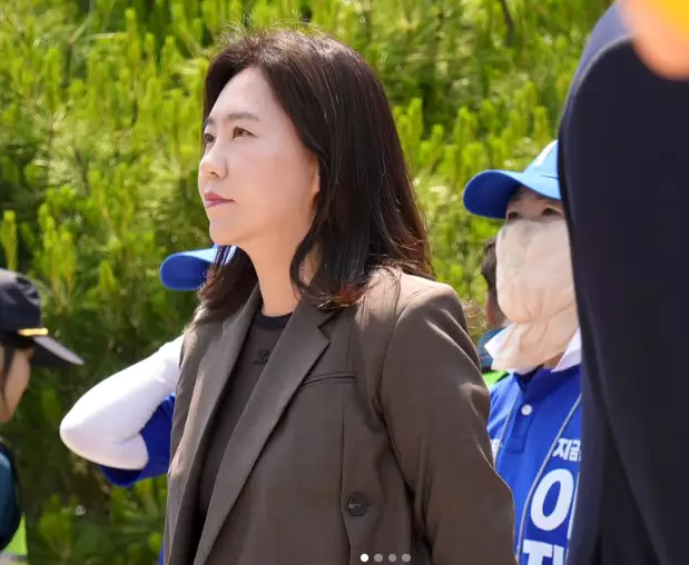 강유정 대변인 나이 학력 고향